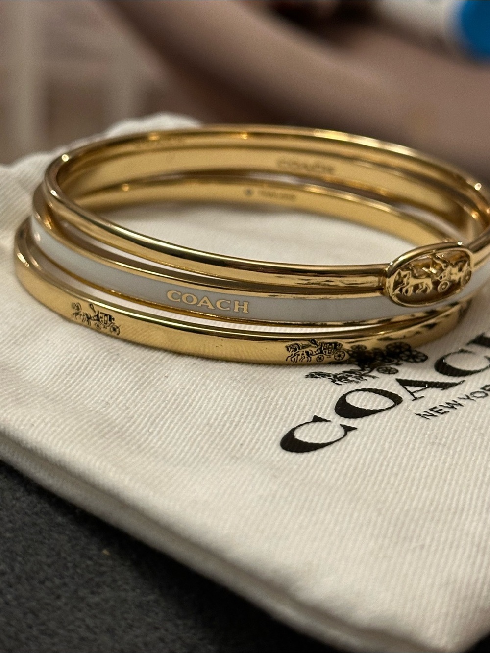 Coach Horse and Carriage Logo Stackable Bangle Set in Gold and White C9244 - Picture 2 of 7